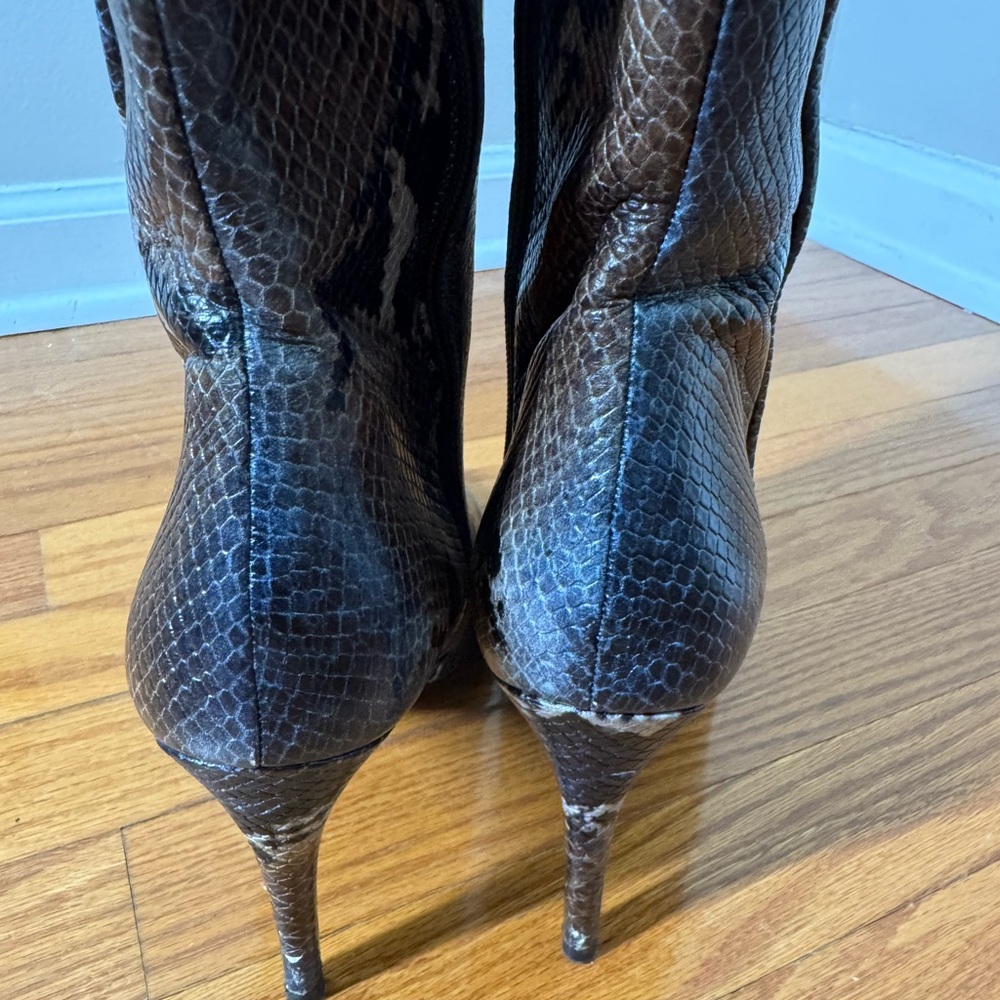 Donald J. Pliner Black and Brown Snakeskin Leather Heeled Boots 9.5M - Picture 7 of 14